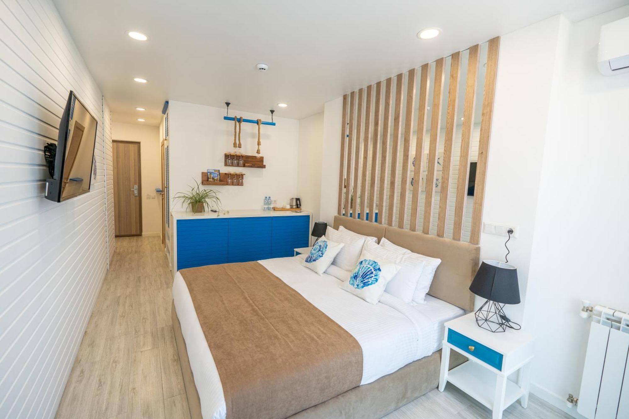 Seagull Beachfront Boutique Hotel Μπατούμι Δωμάτιο φωτογραφία