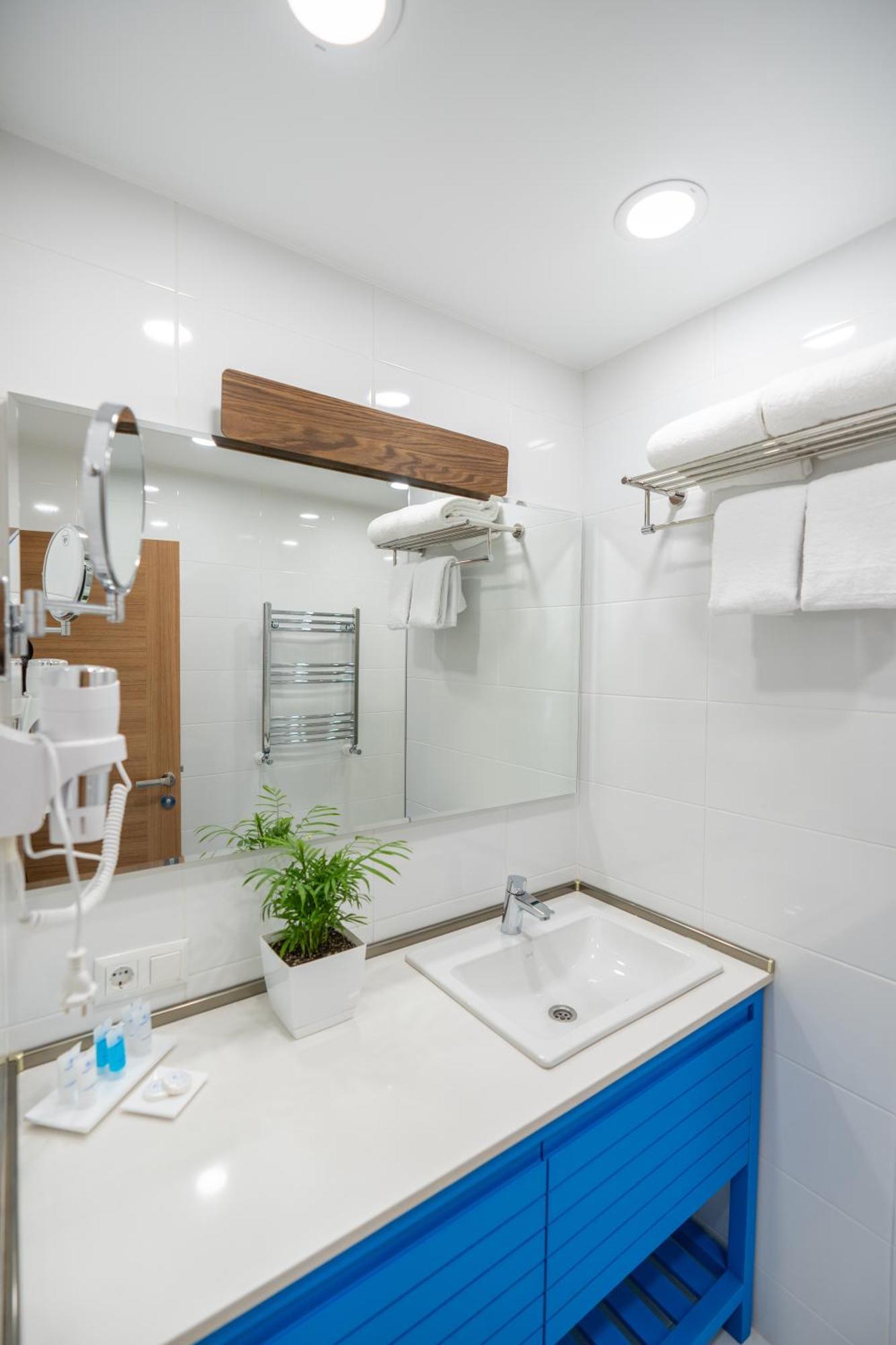 Seagull Beachfront Boutique Hotel Μπατούμι Δωμάτιο φωτογραφία