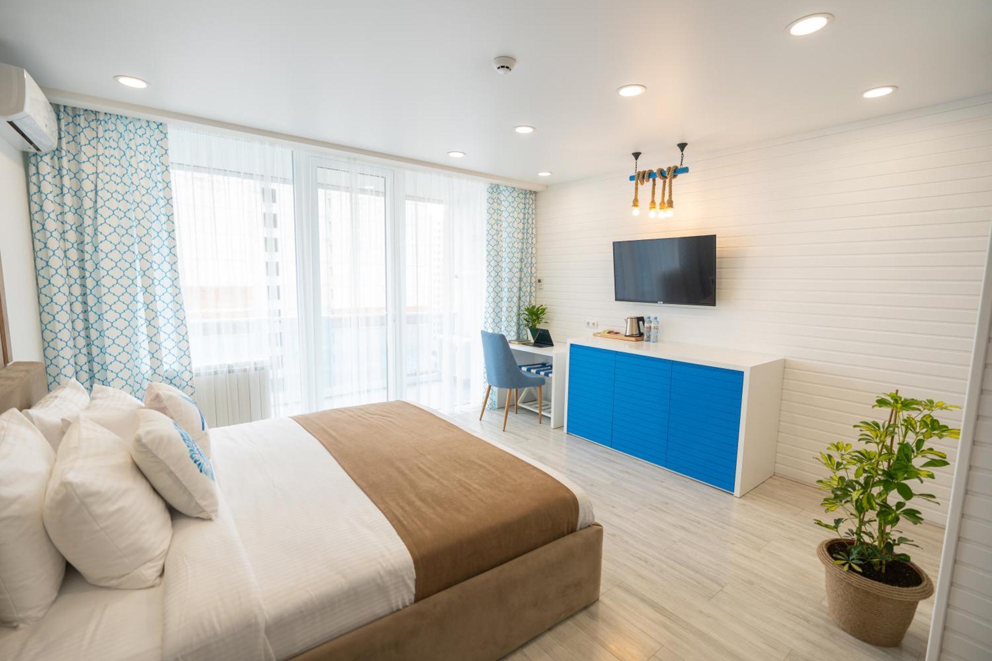 Seagull Beachfront Boutique Hotel Μπατούμι Δωμάτιο φωτογραφία
