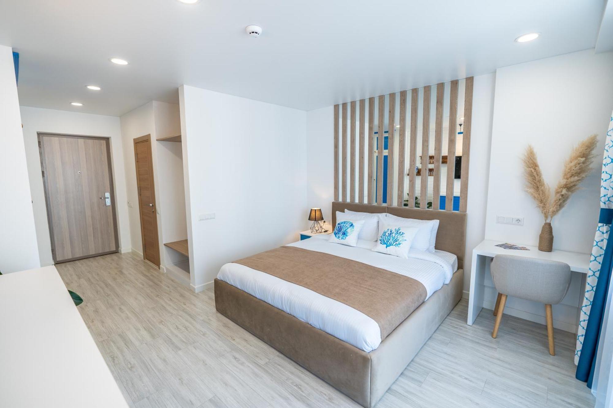 Seagull Beachfront Boutique Hotel Μπατούμι Δωμάτιο φωτογραφία